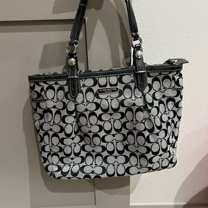 Coach Monochrome Signature Tote Bag